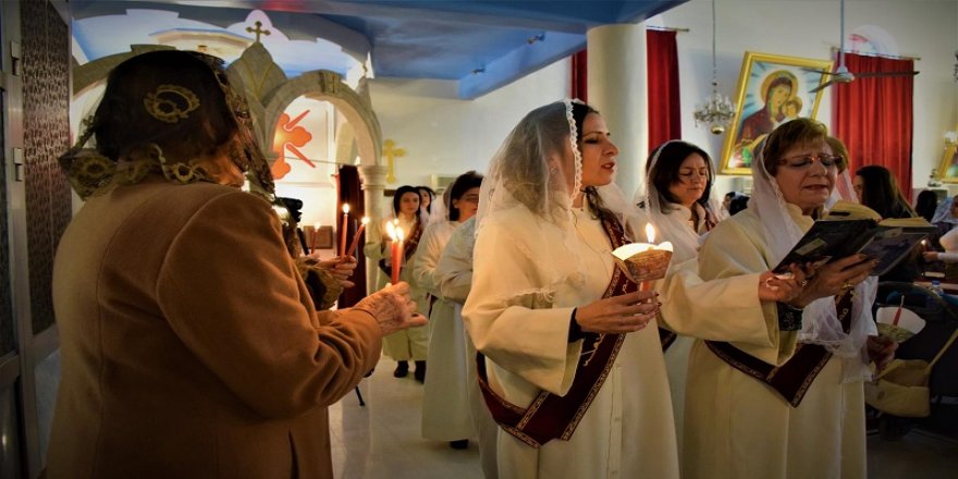 Xiristiyananê Rojavayê Kurdistanî Roşanê Noelî pîroz kerd