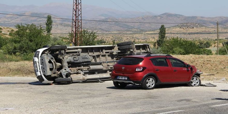 Li Amedê bûyera trafîkê: 13 kes birîndar in