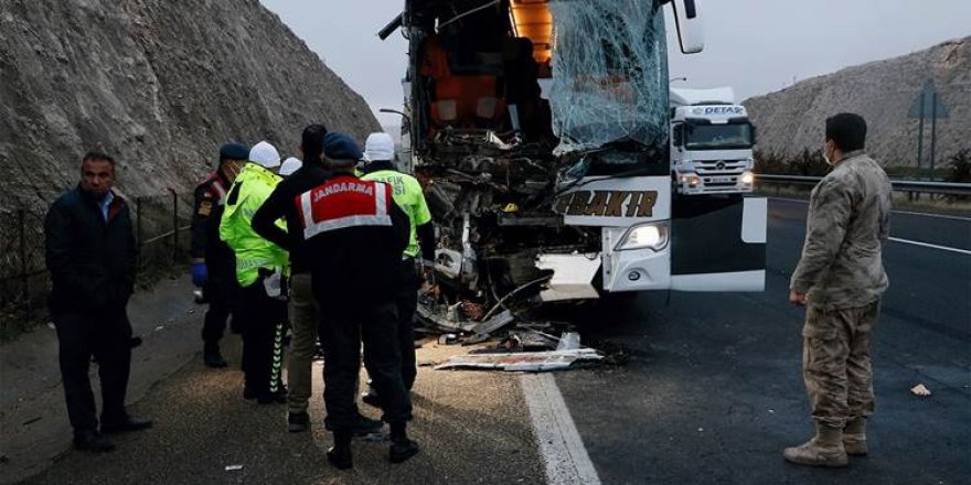 Li Rihayê bûyera trafîkê: 3 mirî, 30 birîndar