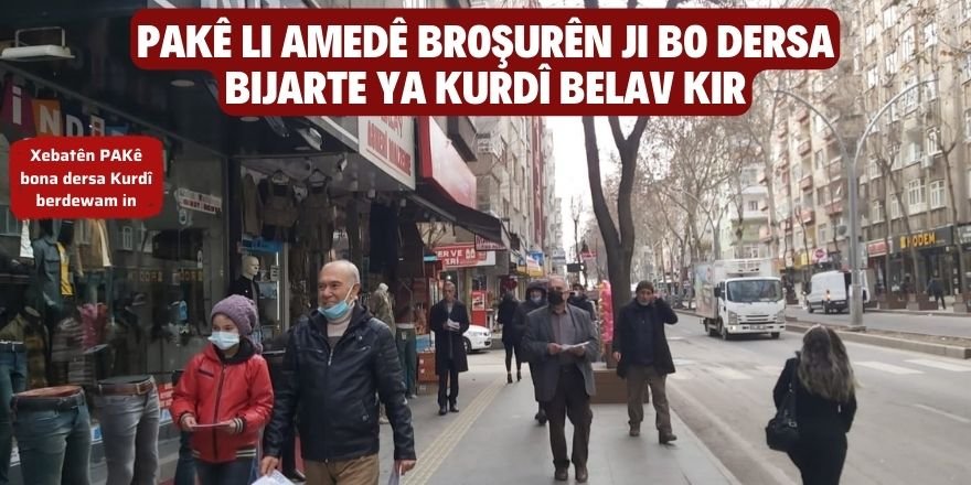 PAKê li Amedê broşurên ji bo dersa bijarte ya kurdî belav kir