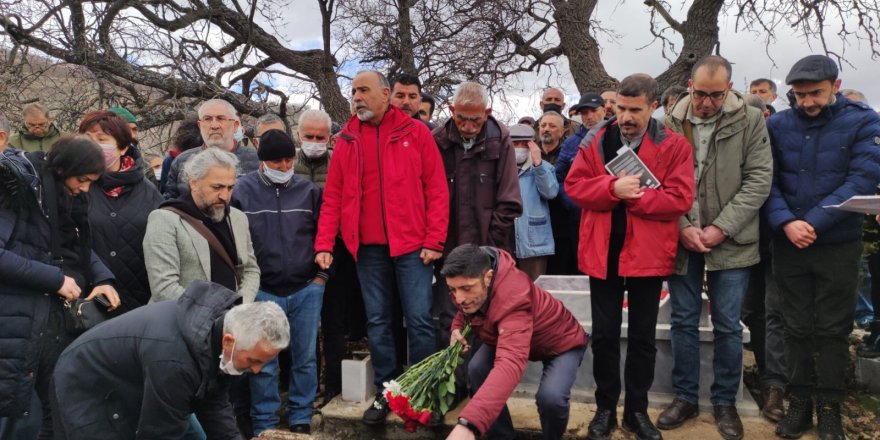 Şaîr Emîralî Yagan Dêrsim de ame definkerdene