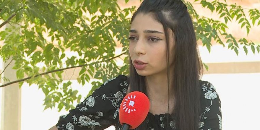 Koçberî li ber keça Rojavayê Kurdistanê nebû asteng ku di zanîngehê de bibe yekem