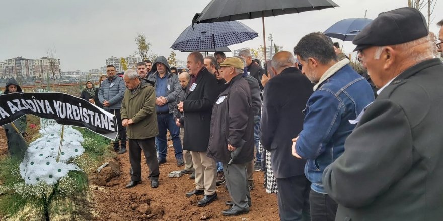 Cenazeyê Welatperwerê Kurd Ganî Sûngûr Li Amedê Hate Veşartin