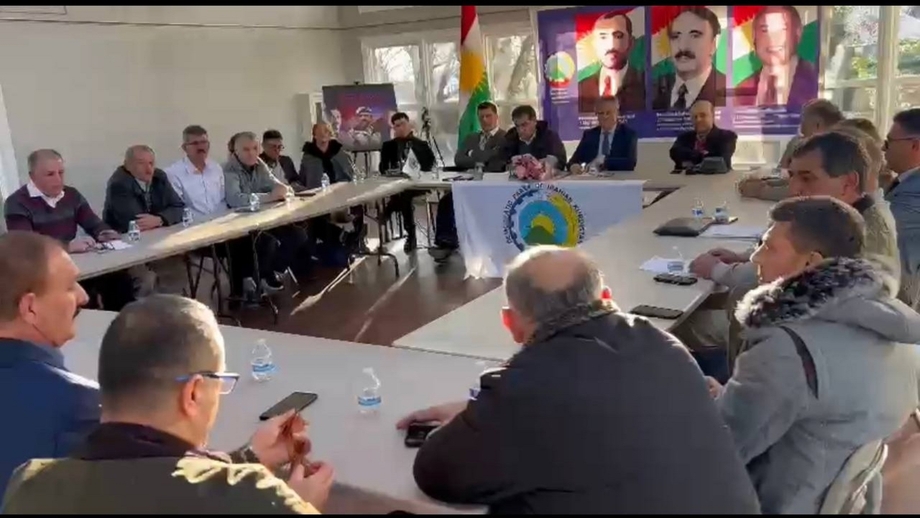 Xalid Ezîzî: Îrana paşerojê bi bê beşdariya netewên din di desthilatê de, demokrasî û azadiyê bi xwe ve nabîne