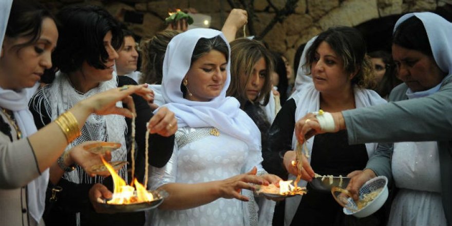 Newaf Mîro: Êzidî Kurd in an Kurd Êzidî bûn?