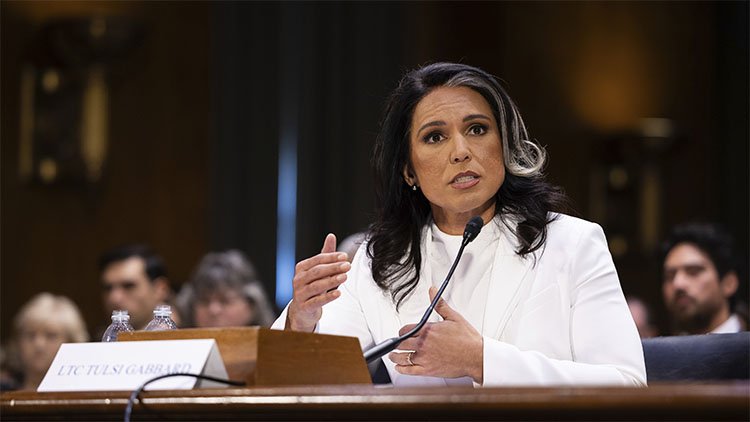 Tulsi Gabbard: Ew kesê li Sûriyeyê desthilat e Îslamîstekî tundrew e