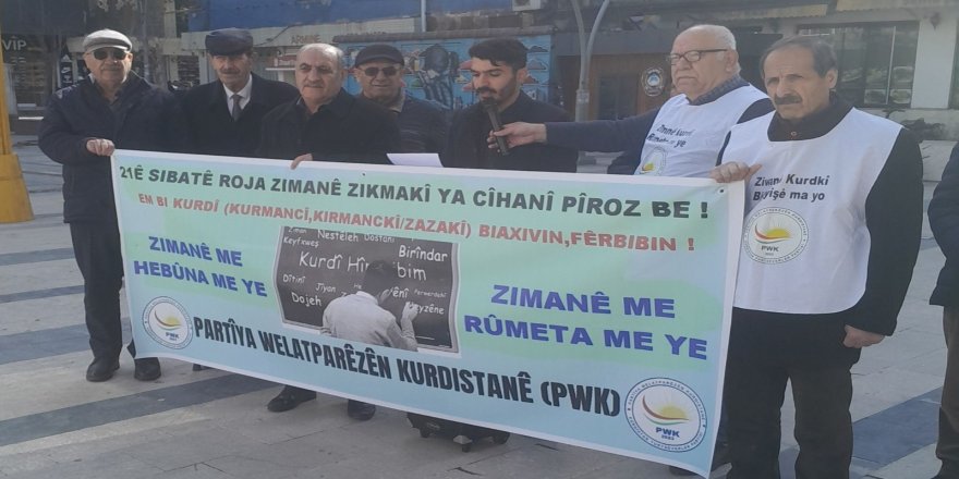 PWK Şaxa Batmanê Roja Zimanê Zikmakî Pîroz Kir