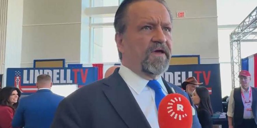 Sebastian Gorka: Xwedê dostên me yên Kurd biparêze