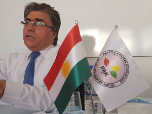 Özçelik: Divê hikûmeta nû destkeftiyên federe yên Kurdistanê biparêze