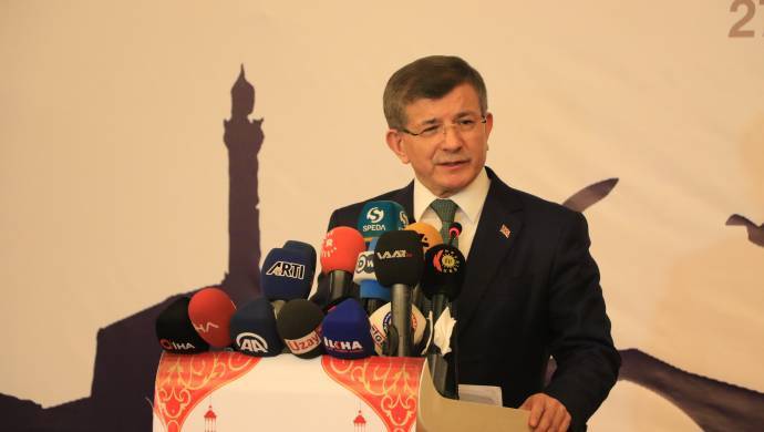 DAVUTOĞLU: GERE AZADÎ Û ASAYÎŞ PÎYA BÊ